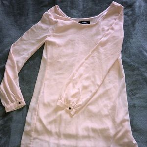 Pale pink shift dress! Lined & long sleeves,